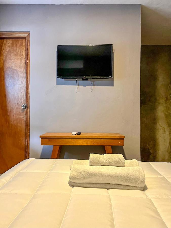 Ariché Valladolid Hotel&Hostal Esterno foto