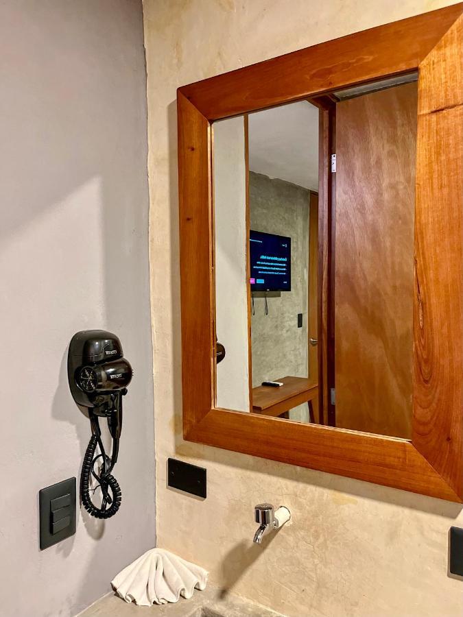 Ariché Valladolid Hotel&Hostal Esterno foto