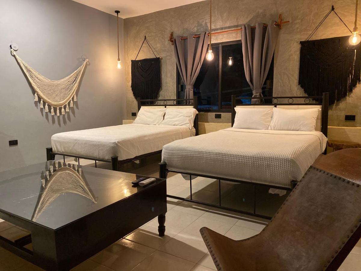 Ariché Valladolid Hotel&Hostal Esterno foto